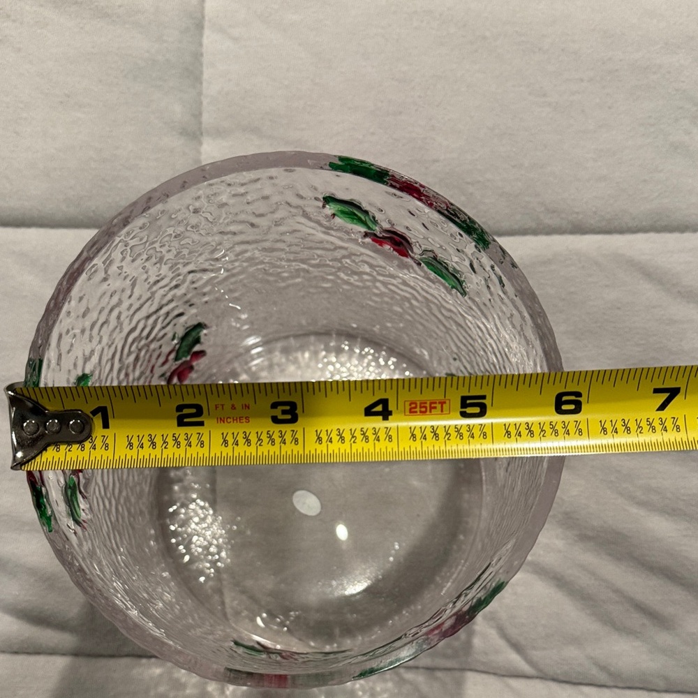 Textured Glass with Holly Design - Picture 3 of 4